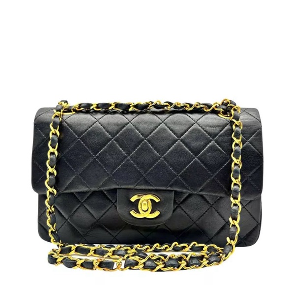 💝Auth Chanel Double Flap Chain Bag Matelasse Lambskin CC Logo Shoulder Black 💝 - Picture 1 of 12